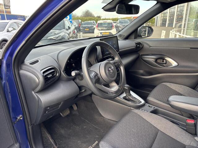Toyota YARIS Cross 1.5 Hybrid Dynamic NAVIGATIE,SLECHTS 15732KM, APPLE CARPLAY/ANDROID AUTO!