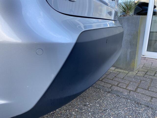 Toyota YARIS Cross 1.5 Hybrid Business Plus