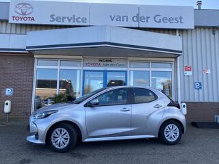 toyota-yaris-1.5-hybrid-active