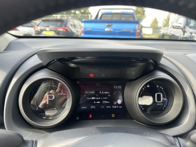 Toyota YARIS 1.5 Hybrid Dynamic Automaat 116pk | Apple Carplay/Android Auto | 16'' Lichtmetalen velgen |