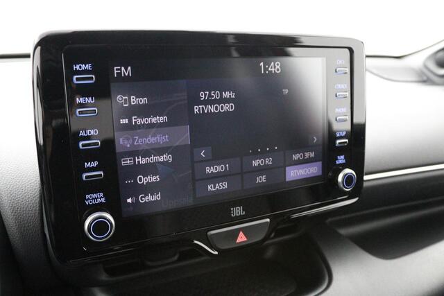 Toyota YARIS 1.5 Hybrid Launch Edition | Bi-tone | Headup display | Stoelverwarming | Parkeersensoren |