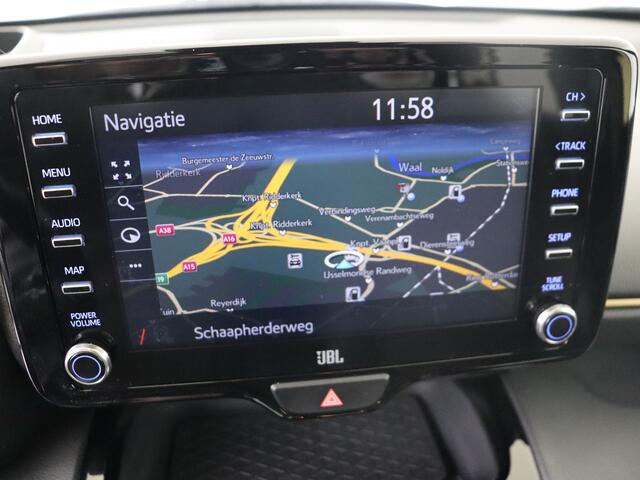 Toyota YARIS Cross 1.5 Hybrid Launch Edition AWD | 360 camera | JBL | Dodehoek | Head-up Display | Elektrische achterklep | Navigatie | Lederen bekleding |