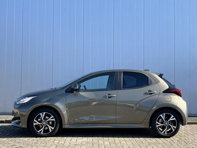 Toyota YARIS 1.5 Hybrid 115 First Edition Limited Stoel Stuur Verwarming Parkeersensoren V+A