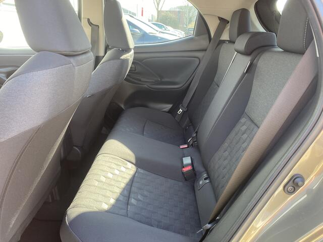 Toyota YARIS 1.5 Hybrid 115 First Edition Limited Stoel Stuur Verwarming Parkeersensoren V+A