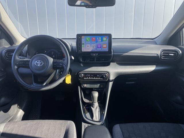 Toyota YARIS 1.5 Hybrid 115 First Edition Limited Stoel Stuur Verwarming Parkeersensoren V+A