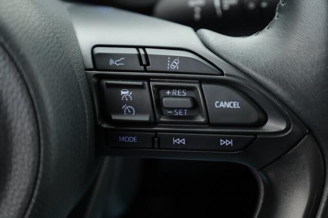 Toyota YARIS 1.5 Hybrid Dynamic | Achteruitrijcamera | Adapt. cruise| Apple carplay, Android auto