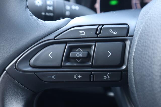 Toyota YARIS 1.5 Hybrid 130 First Edition Stuur/Stoelverwarming