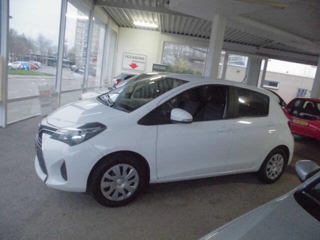 Toyota YARIS 1.0 VVT-i Now