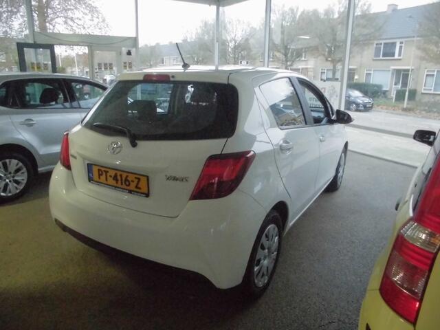 Toyota YARIS 1.0 VVT-i Now