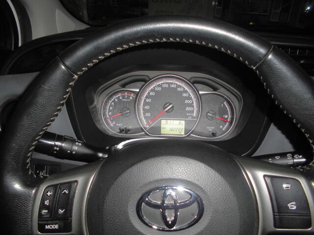 Toyota YARIS 1.0 VVT-i Now