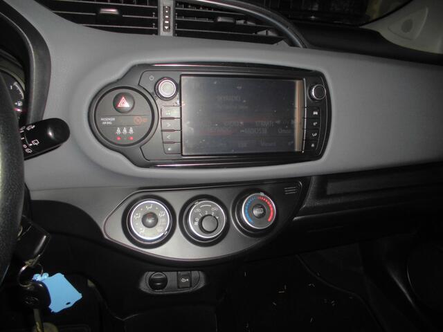 Toyota YARIS 1.0 VVT-i Now