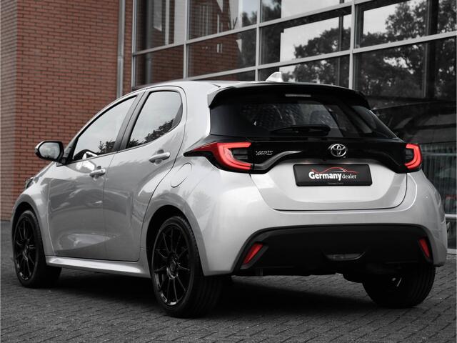 Toyota YARIS 1.5 VVT-i Dynamic+ Adaptive Cruise Lane Ass Led Carplay Keyless Camera Zeer Compleet!!
