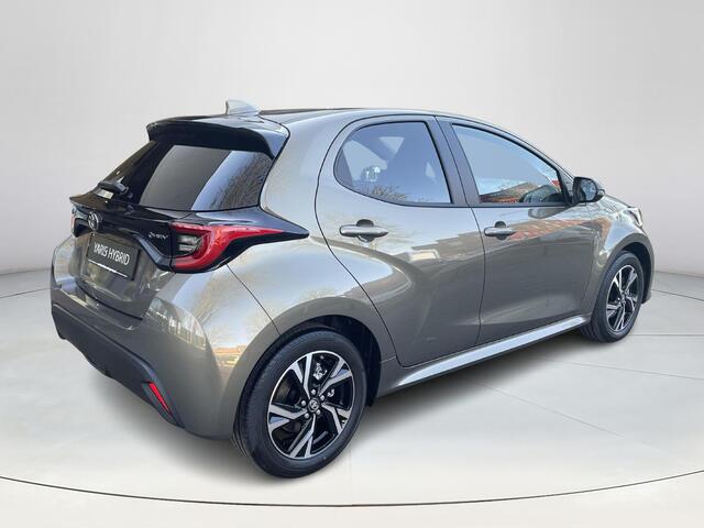Toyota YARIS 1.5 Hybrid 115 Dynamic | Nieuw uit voorraad leverbaar | 10 jaar / 200.000 km garantie |