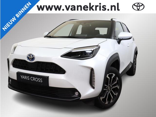 Toyota YARIS Cross 1.5 Hybrid Dynamic Limited , Stoelverwaming , Parkeersensoren voor en achter NAVI