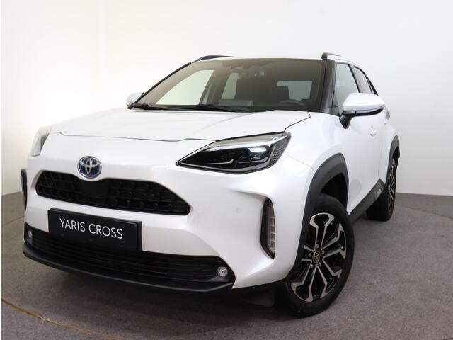Toyota YARIS Cross 1.5 Hybrid Dynamic Limited , Stoelverwaming , Parkeersensoren voor en achter NAVI
