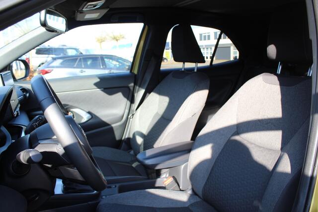 Toyota YARIS Cross 1.5 Hybrid Dynamic Plus | Rijklaar | Panoramadak | Head Up | Keyless | Apple/Android | Stoel-/stuurverwarming