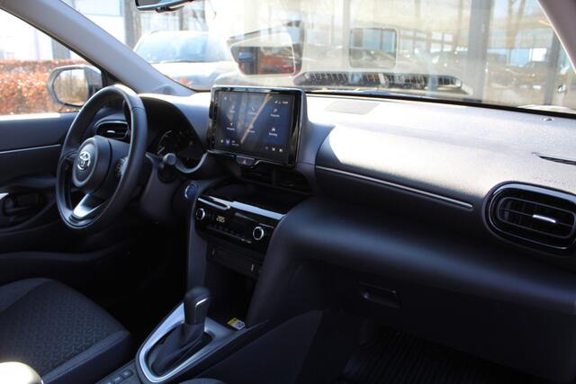 Toyota YARIS Cross 1.5 Hybrid Dynamic Special | Rijklaar | Keyless | Head Up | Elek achterklep | Navi | Camera | Apple/Android | Stoel-/Stuurverwarming