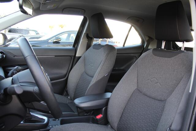 Toyota YARIS Cross 1.5 Hybrid Dynamic Limited | Rijklaar | Elek achterklep | Stoel/Stuur-verwarming | Apple/Android | Navi | HUD
