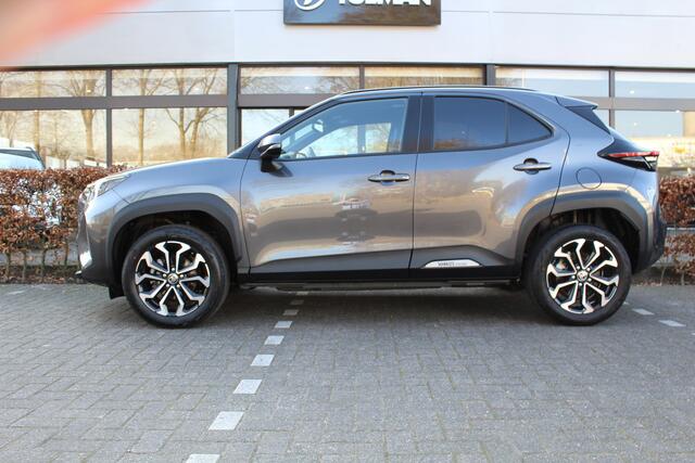 Toyota YARIS Cross 1.5 Hybrid Dynamic | Rijklaar | Pano | HUD | Elek achterklep | Stoel/Stuur-verwarming | Apple/Android