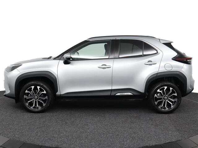 Toyota YARIS Cross 1.5 Hybrid Dynamic | Apple Carplay/Android Auto | Parkeercamera | Adaptieve Cruise-Control |