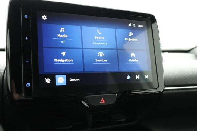 Toyota YARIS Cross 1.5 Hybrid Dynamic | Apple Carplay/Android Auto | Parkeercamera | Adaptieve Cruise-Control |