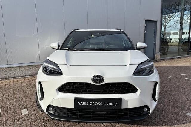 Toyota YARIS Cross 1.5 Hybrid 115 First Edition Apple Carplay Android Auto, Dodehoekdetectie,Parkeersensoren, Stuur en Stoelverwarming