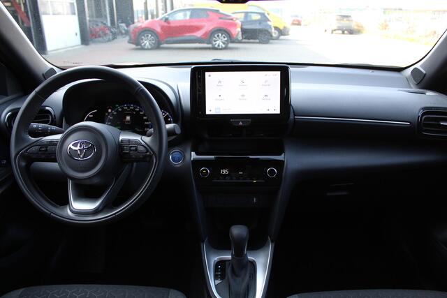 Toyota YARIS Cross 1.5 Hybrid Dynamic | Rijklaar | Keyless | Clima | Apple/Android | Navi | Cruise