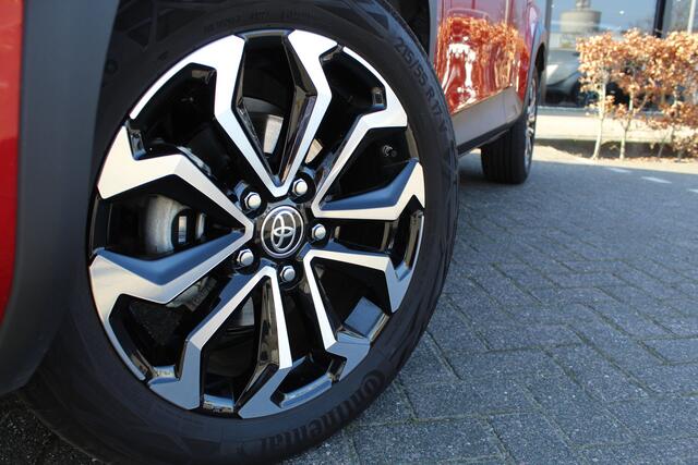 Toyota YARIS Cross 1.5 Hybrid Dynamic | Rijklaar | Keyless | Clima | Apple/Android | Navi | Cruise