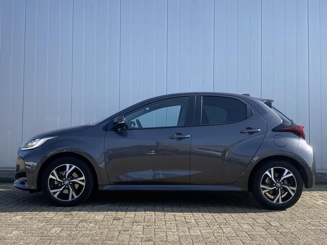 Toyota YARIS 1.5 Hybrid 115 First Edition NL Auto Navigatie Carplay Android Auto Keyless Clima Cruise