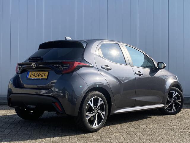 Toyota YARIS 1.5 Hybrid 115 First Edition NL Auto Navigatie Carplay Android Auto Keyless Clima Cruise