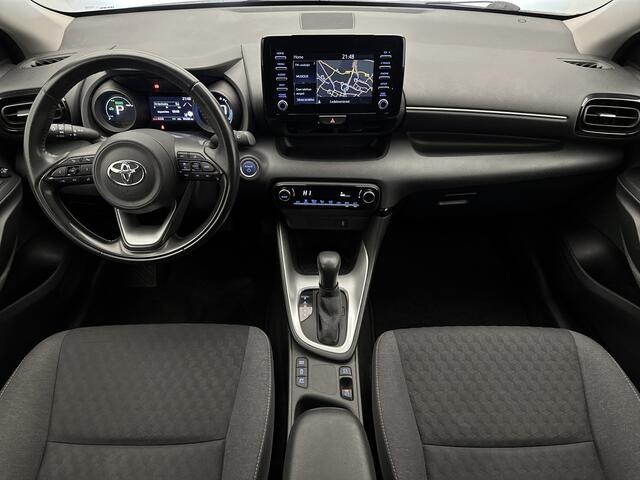 Toyota YARIS 1.5 Hybrid Dynamic Limited | Navigatie | Camera | Trekhaak | LM velgen | Dodehoek Ass. | Climate Control | Cruise Control Adaptief |