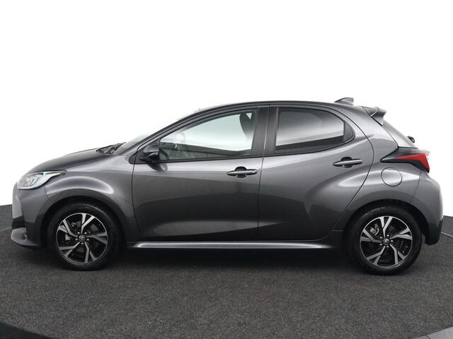 Toyota YARIS 1.5 Hybrid 115 First Edition | Keyless Entry | Zeer Zuinig | Nieuwste Model | Apple Carplay | Android Auto | Origineel NL |