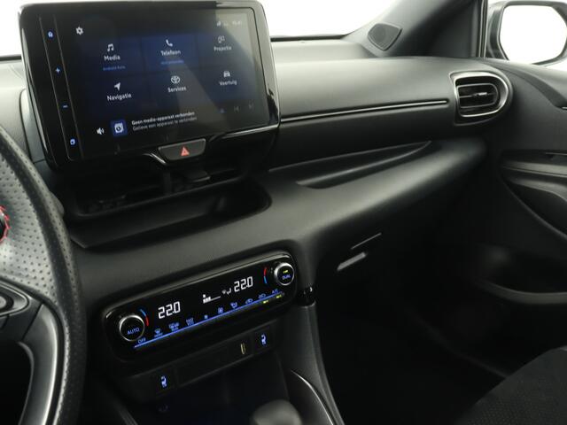 Toyota YARIS 1.5 Hybrid GR Sport Limited | Navigatie | Camera | Climate Control | Cruise Control Adaptief LM velgen | Stoelverwarming |