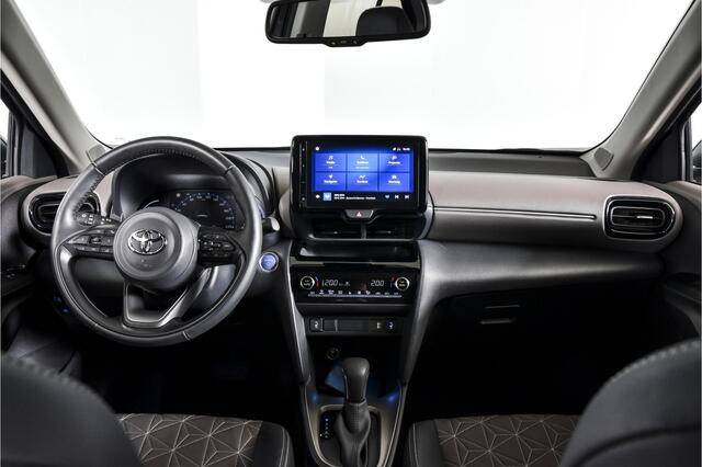 Toyota YARIS Cross 1.5 Hybrid Executive - Automaat | Dig. Cockpit | Adapt. Cruise | Stoel- + Stuurverwarming | Camera | PDC | NAV + App Connect (Draadloos) | ECC | LED | LM 18'' |