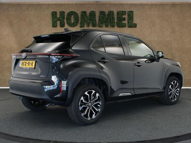 Toyota YARIS Cross 1.5 Hybrid Dynamic Plus - APPLE CARPLAY/ANDROID AUTO - ACHTERRUITRIJCAMERA - VOORSTOELEN VERWARMD - STUURVERWARMING - DODEHOEKDETECTIE - ADAPTIEVE CRUISE CONTROL - PARKEERSENSOREN VOOR EN ACHTER
