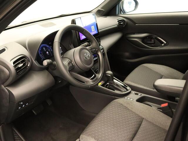 Toyota YARIS Cross 1.5 Hybrid Dynamic Plus - APPLE CARPLAY/ANDROID AUTO - ACHTERRUITRIJCAMERA - VOORSTOELEN VERWARMD - STUURVERWARMING - DODEHOEKDETECTIE - ADAPTIEVE CRUISE CONTROL - PARKEERSENSOREN VOOR EN ACHTER
