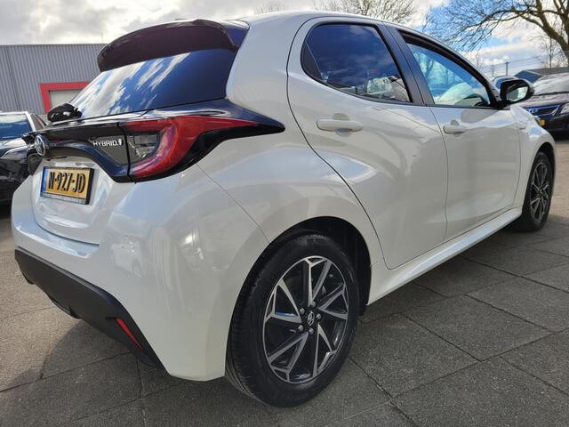 Toyota YARIS 1.5 Hybrid Dynamic Aut. | Climatectrol |Cruise | Privacyglass |Stoelverwarming | Armsteun |Lmv