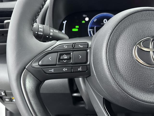 Toyota YARIS Cross 1.5 Hybrid 115 First Edition Comfort Pack | NIEUW & DIRECT LEVERBAAR | meerdere kleuren op voorraaf