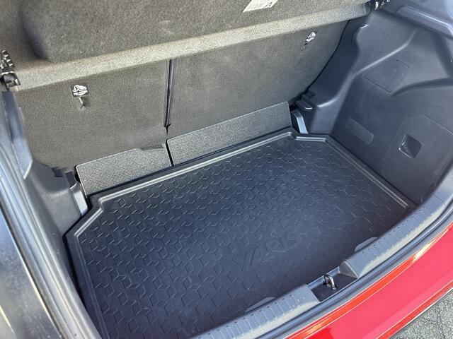 Toyota YARIS 1.5 Hyride Launch Edition Head Up Carplay JBL Half leder