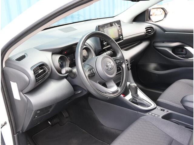 Toyota YARIS 1.5 Hybrid Dynamic | Camera | ClimateControle | CruiseControl | Navigatie | LED | Stoelverwarming |