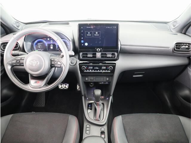 Toyota YARIS Cross 1.5 Hybrid 130 GR Sport *NIEUW* | DIRECT Leverbaar!