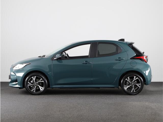 Toyota YARIS 1.5 Hybrid 115 First Edition + Comfort Pack *DEMO* | Stoel en stuurwiel verwarmd | 16 inch LM velgen | Dodehoek Ass. | Camera | Climate Control | Cruise Control Adaptief | Parkeersensoren |