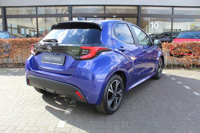 Toyota YARIS 1.5 Hybrid 115 Dynamic | Rijklaar | Nieuw uit vooraad | Comfort pakket| BSM | Apple/Android | Stoel-Stuur/verwarming