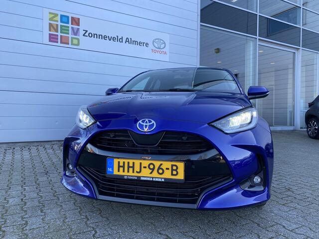 Toyota YARIS 1.5 Hybrid 115 First Edition Pack parking stoelverwarming