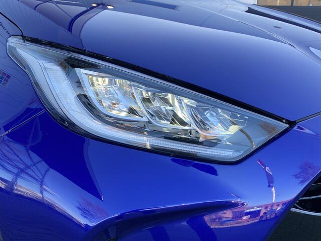 Toyota YARIS 1.5 Hybrid 115 First Edition Pack parking stoelverwarming
