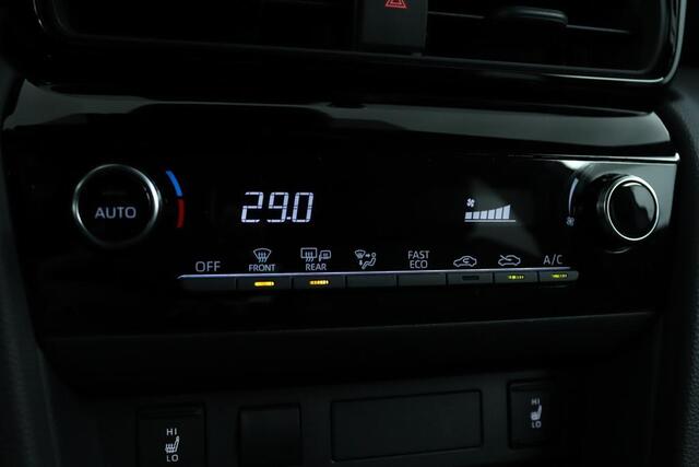 Toyota YARIS Cross 1.5 Hybrid 115 First Edition | Adaptive Cruise Control | Apple Carplay | Android Auto | Parkeersensoren | Achteruitrijcamera | Stoelverwarming | Stuurverwarming |