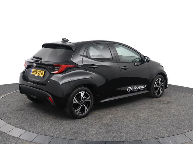 Toyota YARIS 1.5 Hybrid 115 First Edition