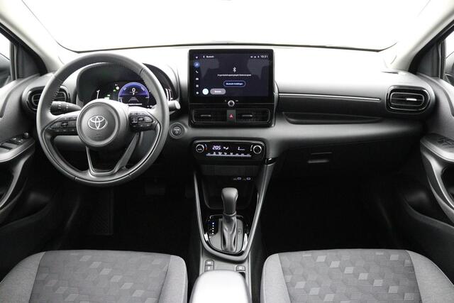 Toyota YARIS 1.5 Hybrid 115 First Edition