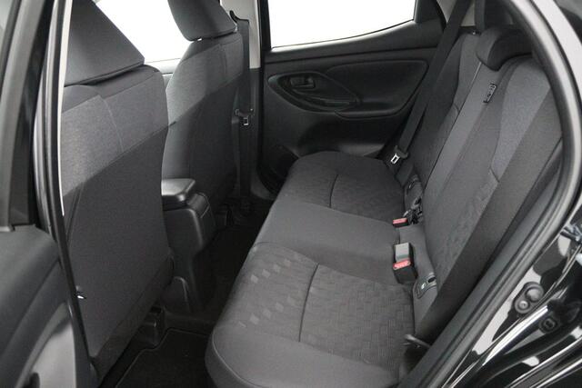 Toyota YARIS 1.5 Hybrid 115 First Edition