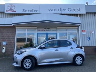 toyota-yaris-1.5-hybrid-active